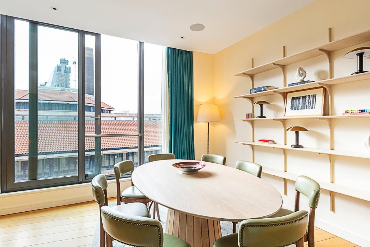 Luxury Penthouse Overlooking The Thames Apartment London